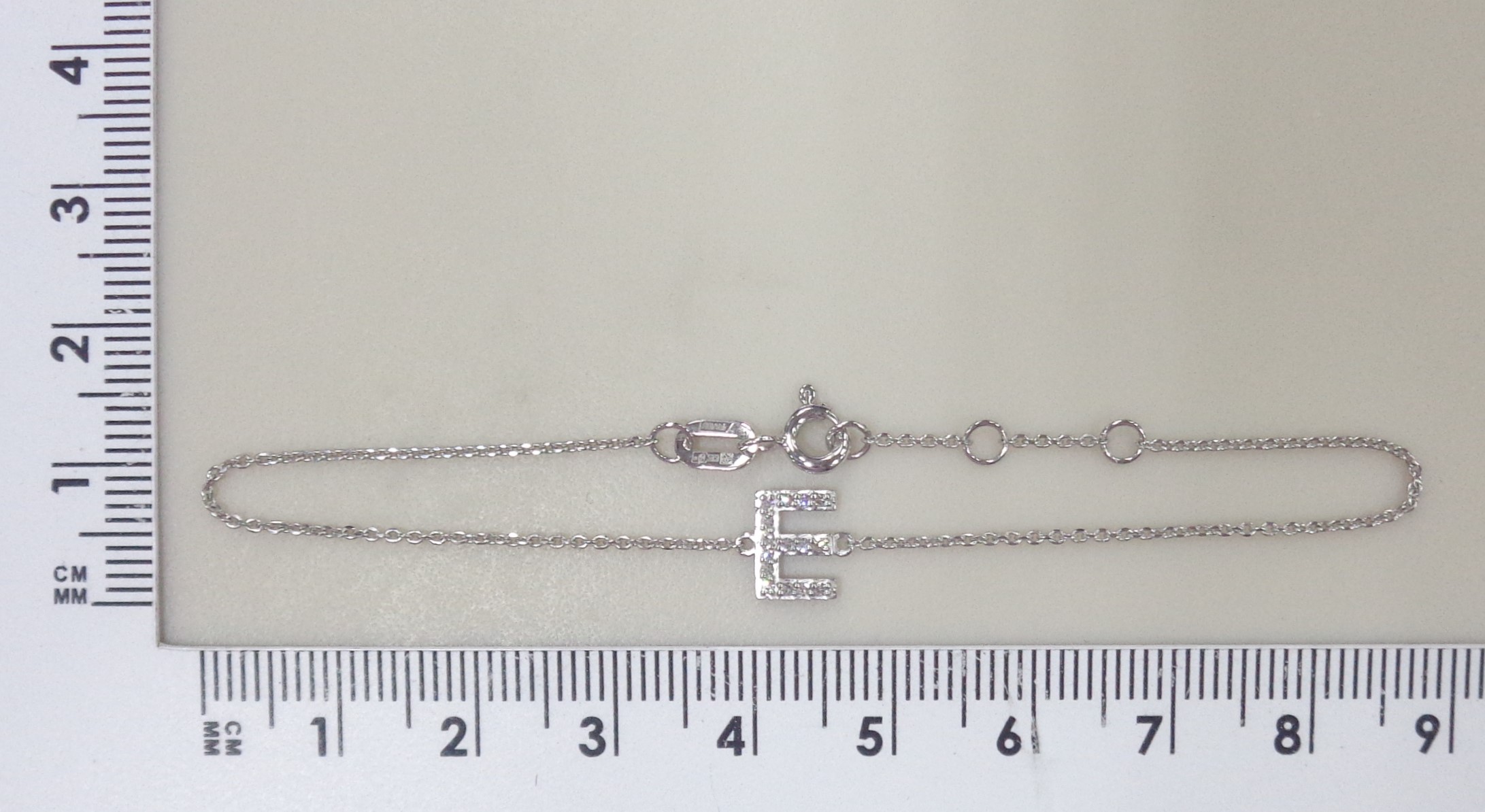 Браслет из белого золота с бриллиантами "Е"